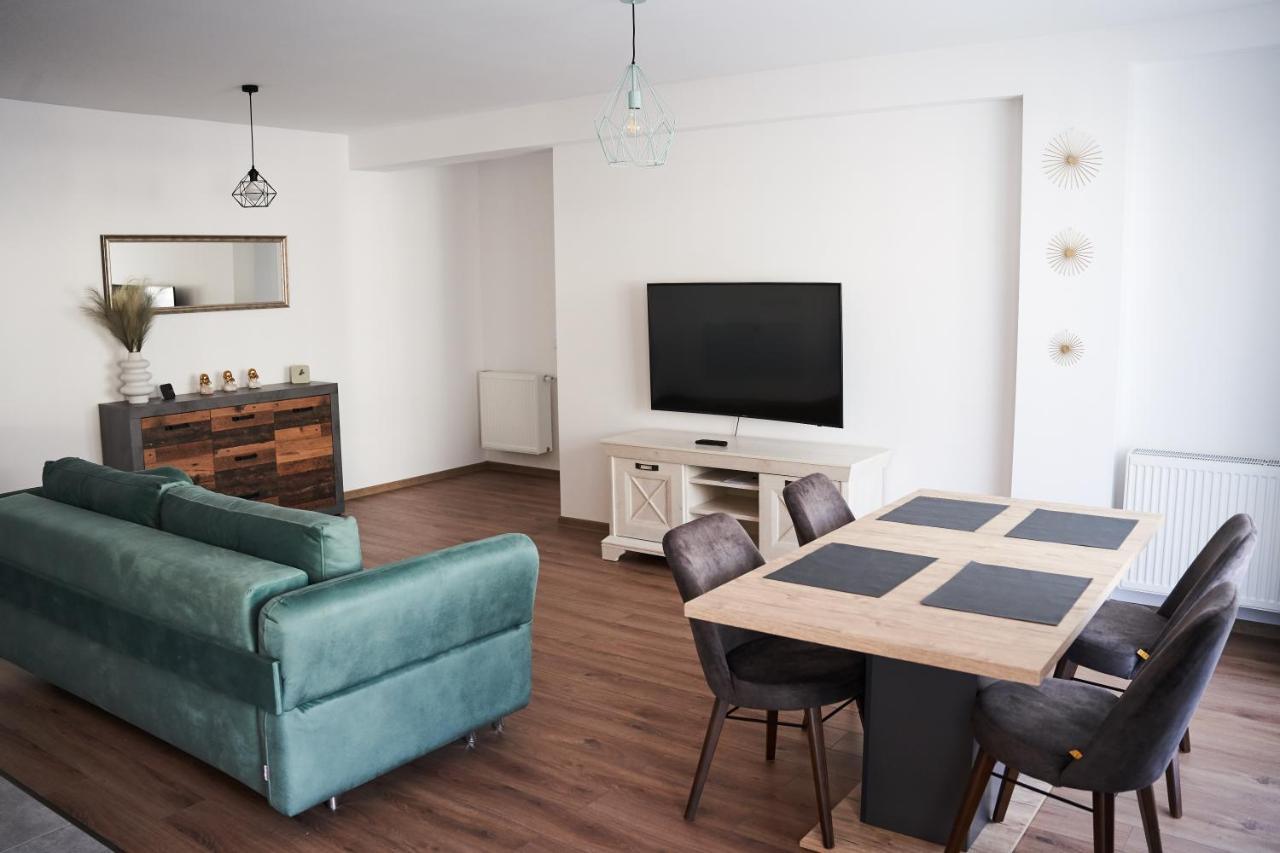 Flh - Modern 3 Apt Near Old Town - 15 Min Walk ซีบิว ภายนอก รูปภาพ
